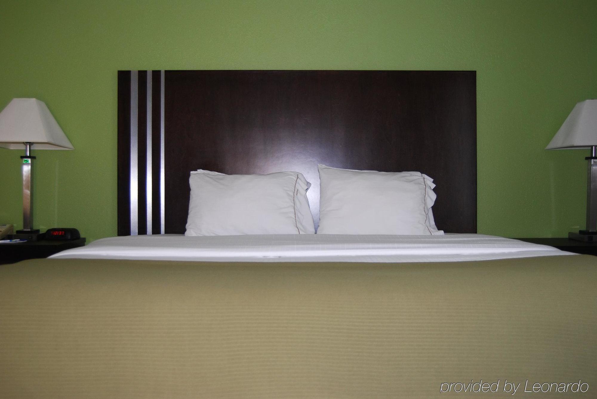 Holiday Inn Express & Suites Tell City By Ihg Εξωτερικό φωτογραφία